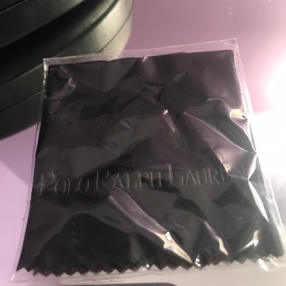 Polo Ralph Lauren Sunglass Case - Picture 6 of 6